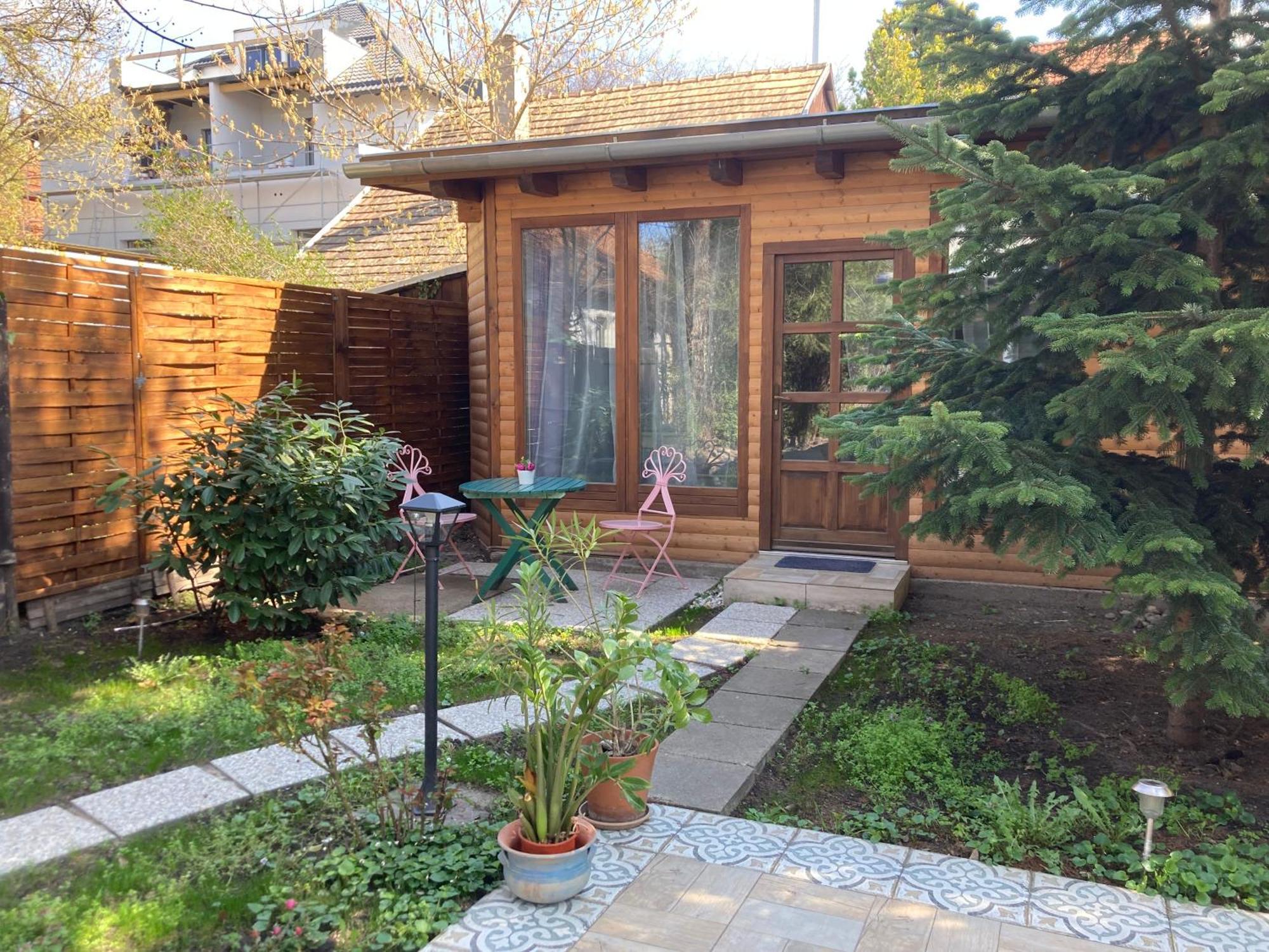 Katies Tiny House Apartment *
